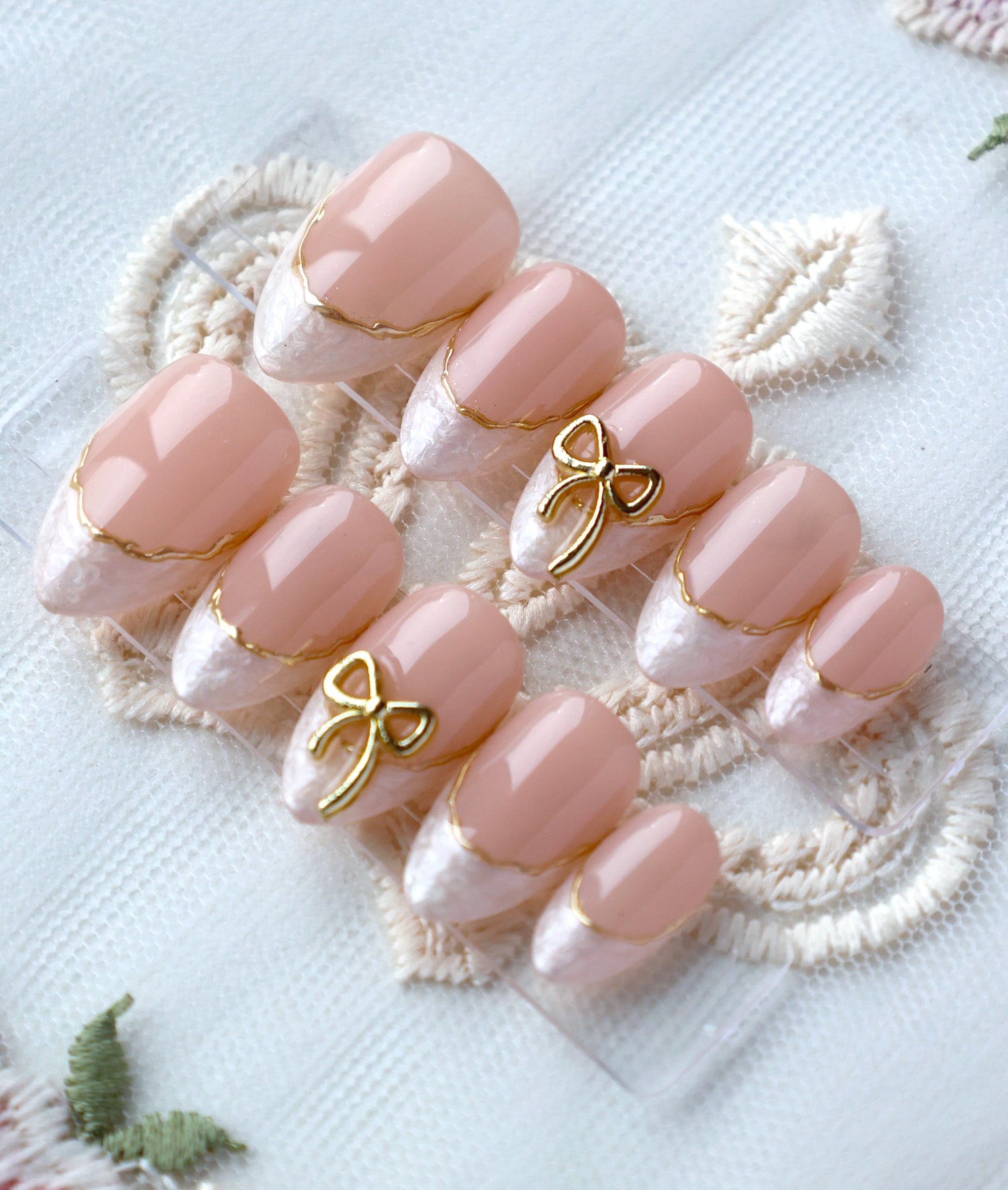 Pearl & Ribbon